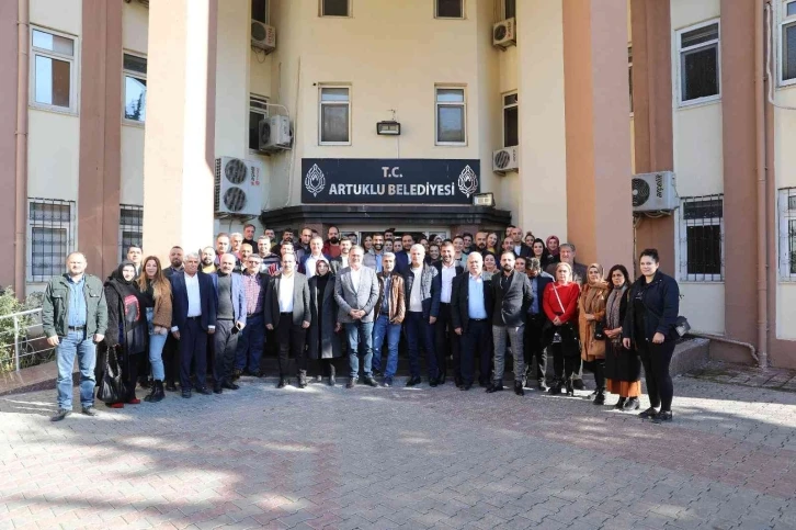 Mardin Artuklu Belediyesinde sözleşme mesaisi