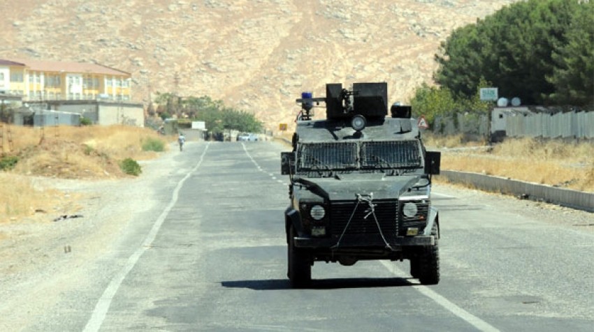 Nusaybin'de silahlı saldırıda 1 polis yaralandı