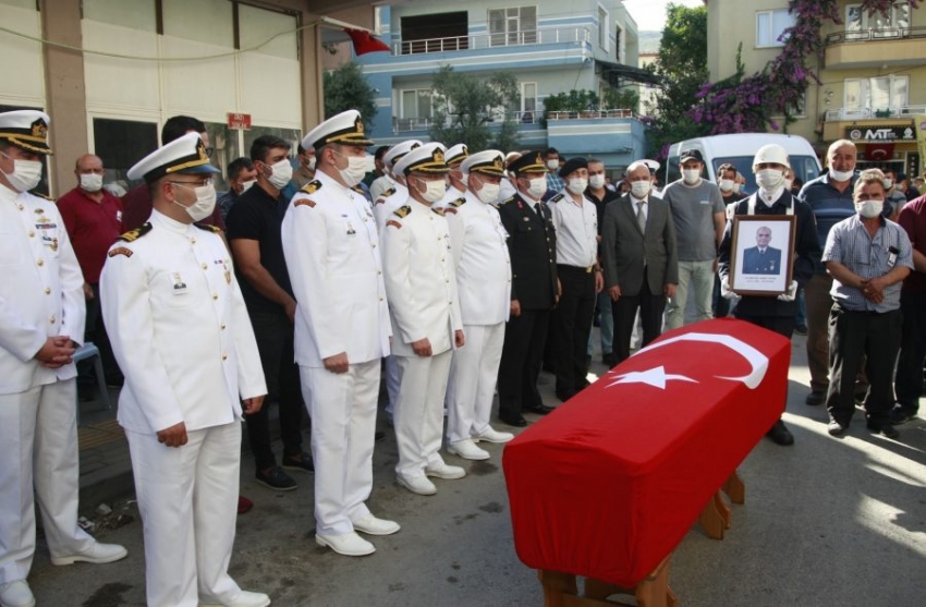 Yüzbaşı Ahmet Güven toprağa verildi