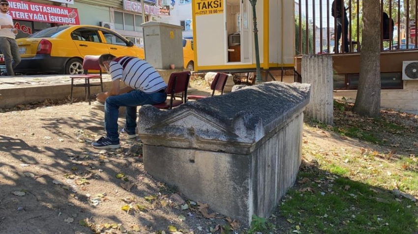 Bursa'daki o lahit kaldırıldı