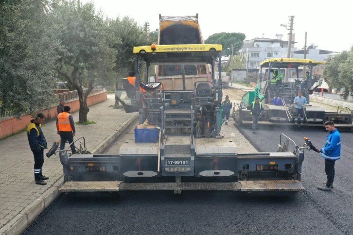 Aydın Büyükşehir Belediyesi’nden 21 noktada yol çalışması
