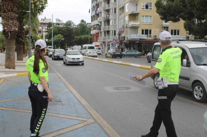 Aydın’da trafik ekiplerinden “KPSS” seferberliği
