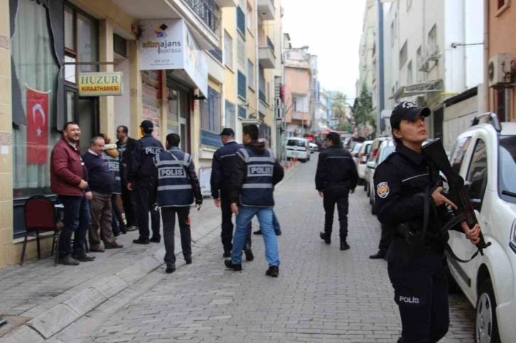 Aydın emniyet öğrenciler için tam kadro sahada
