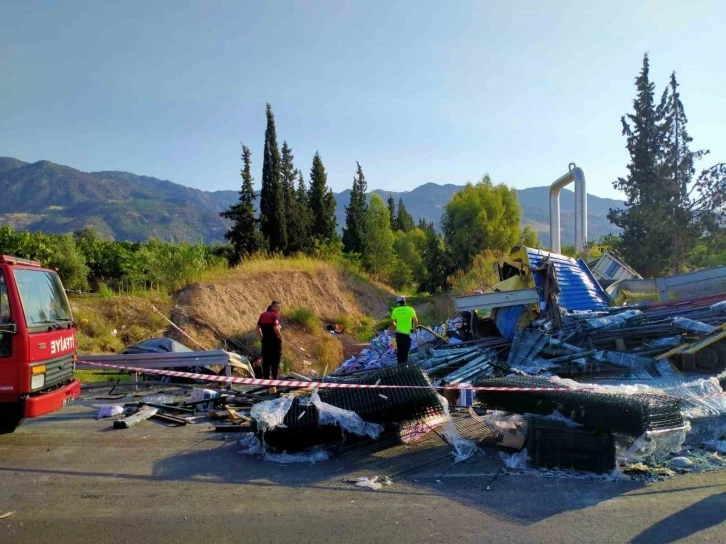 Aydın’ın Buharkent ilçesinde feci kaza: 2 ölü, 2 ağır yaralı
