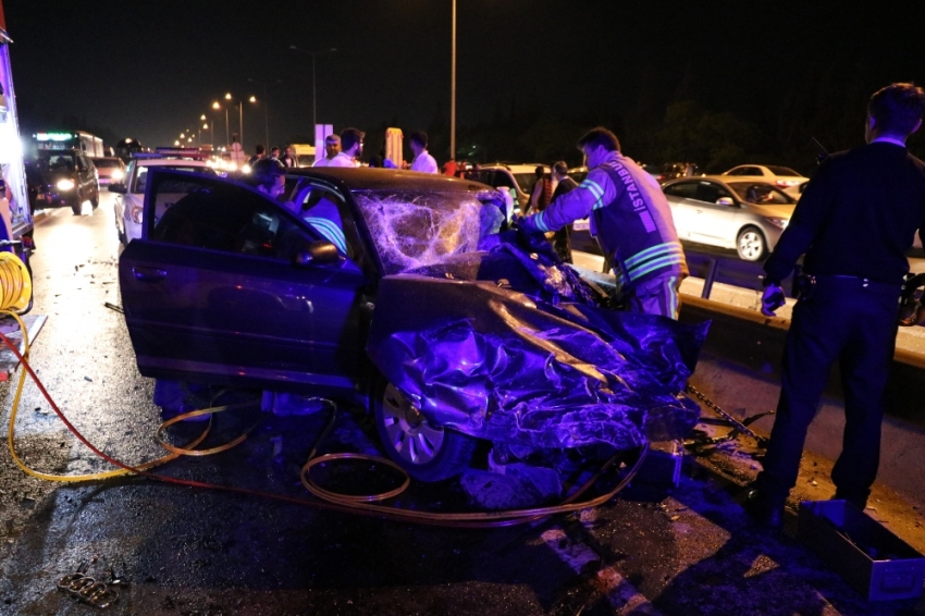 İstanbul’da feci kaza: 1 ölü, 1 yaralı