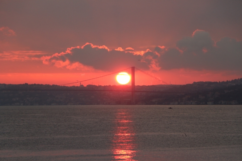 İstanbul’da gün böyle doğdu