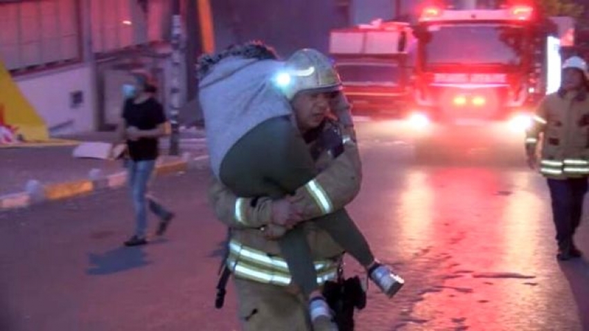 İstanbul'da patlama: Yaralılar var!