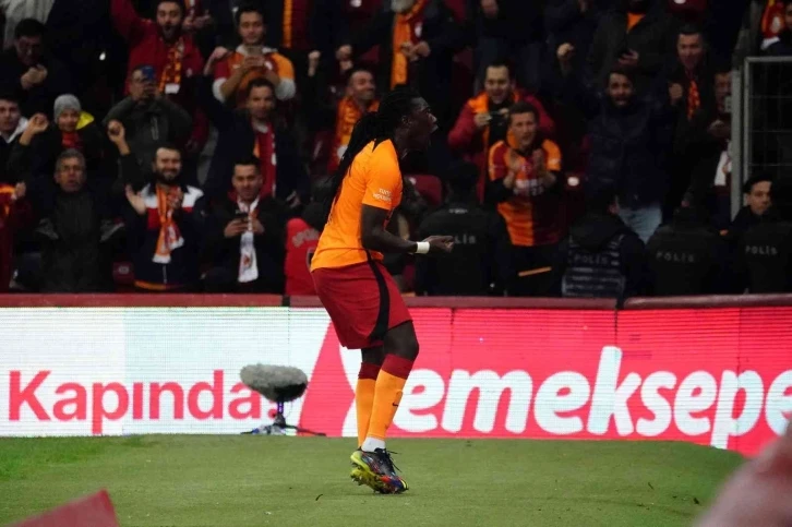  Gomis bu sezonki 9. golünü attı