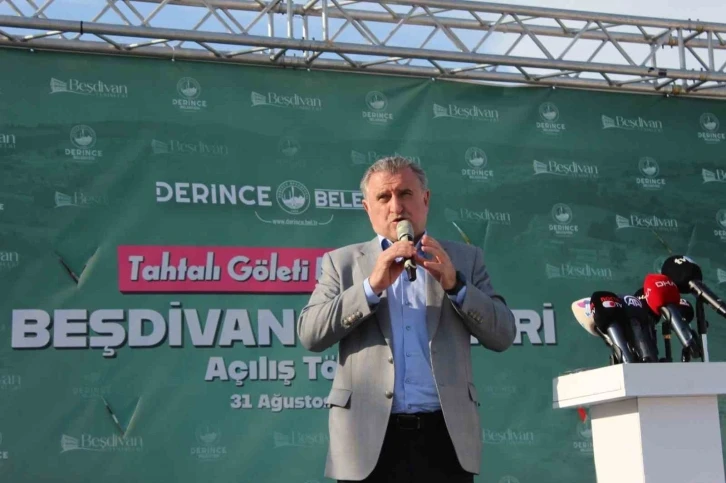 Bakan Bak: "Alman, İngiliz mühendisi yapar diyen değil, ’ben yaparım’ diyen Türk gençlerine ihtiyacımız var"
