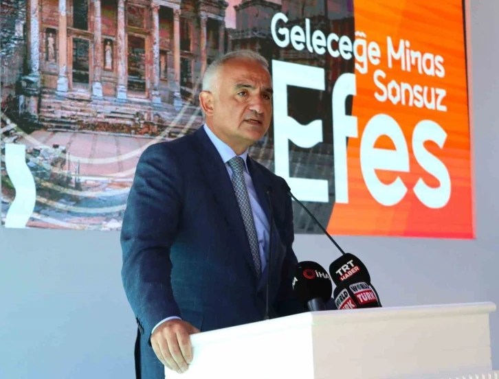 Bakan Ersoy: “133 arkeolojik kazı alanında çarpıcı gelişmeler elde ettik”
