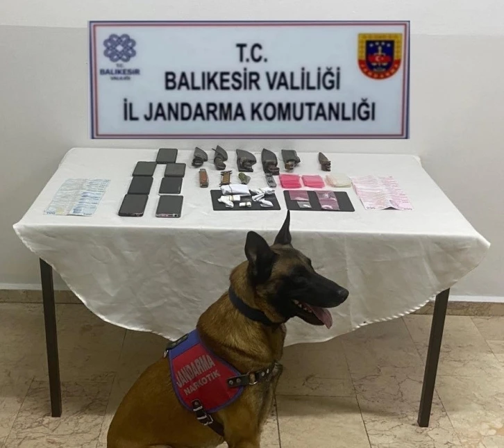 Balıkesir’de 7 şahsa uyuşturucu operasyonu
