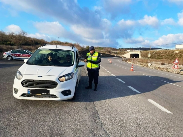 Balıkesir’de jandarma 12 şahsı gözaltına aldı
