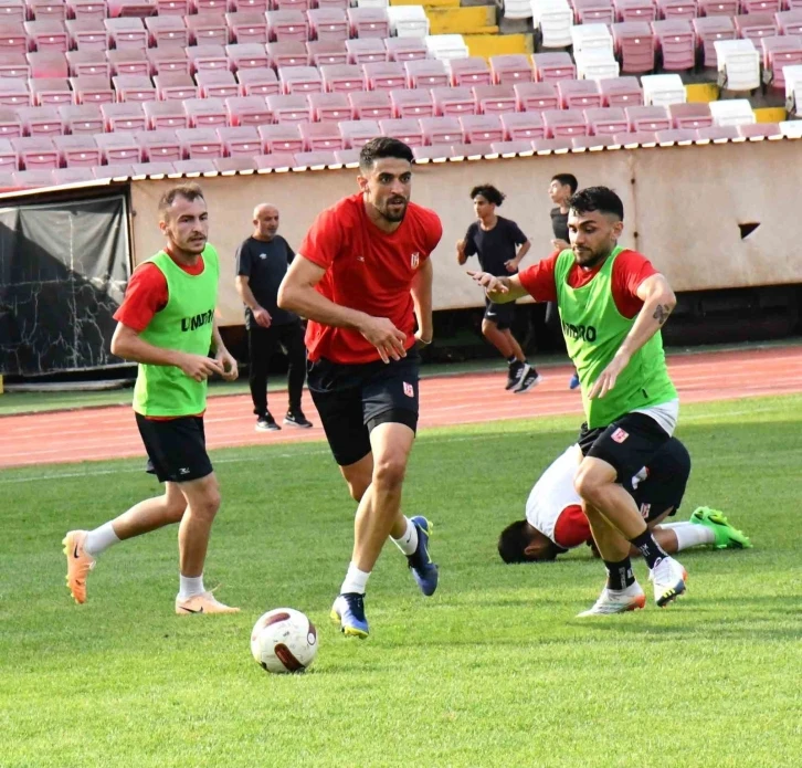 Balıkesirspor, Siirt İl Özel İdaresi Spor maçının hazırlıklarına başladı
