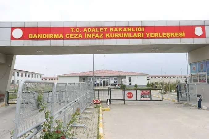 Bandırma’da cezaevinde rahatsızlanan FETÖ mahkumu hayatını kaybetti