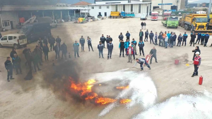 Başiskele Belediyesi personeline yangın tatbikatı
