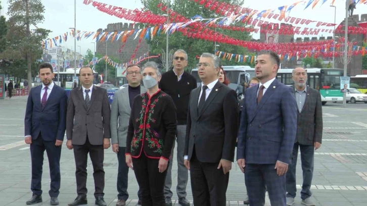 Başkan Akın: “Bilimin ışığında, ilacın olduğu her yerdeyiz”
