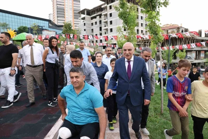 Başkan Altınok: "Yavaş’tan sonra ok gibi bir adam lazım Ankara’ya"
