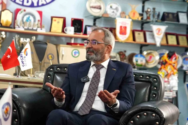 Başkan Bozdoğan: "Siyaset ikinci adımda kalır, birinci adım Tarsus’un menfaatidir"
