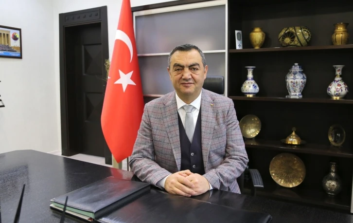 Başkan Büyüksimitci: "Gazetecilerin çabaları takdire şayandır"
