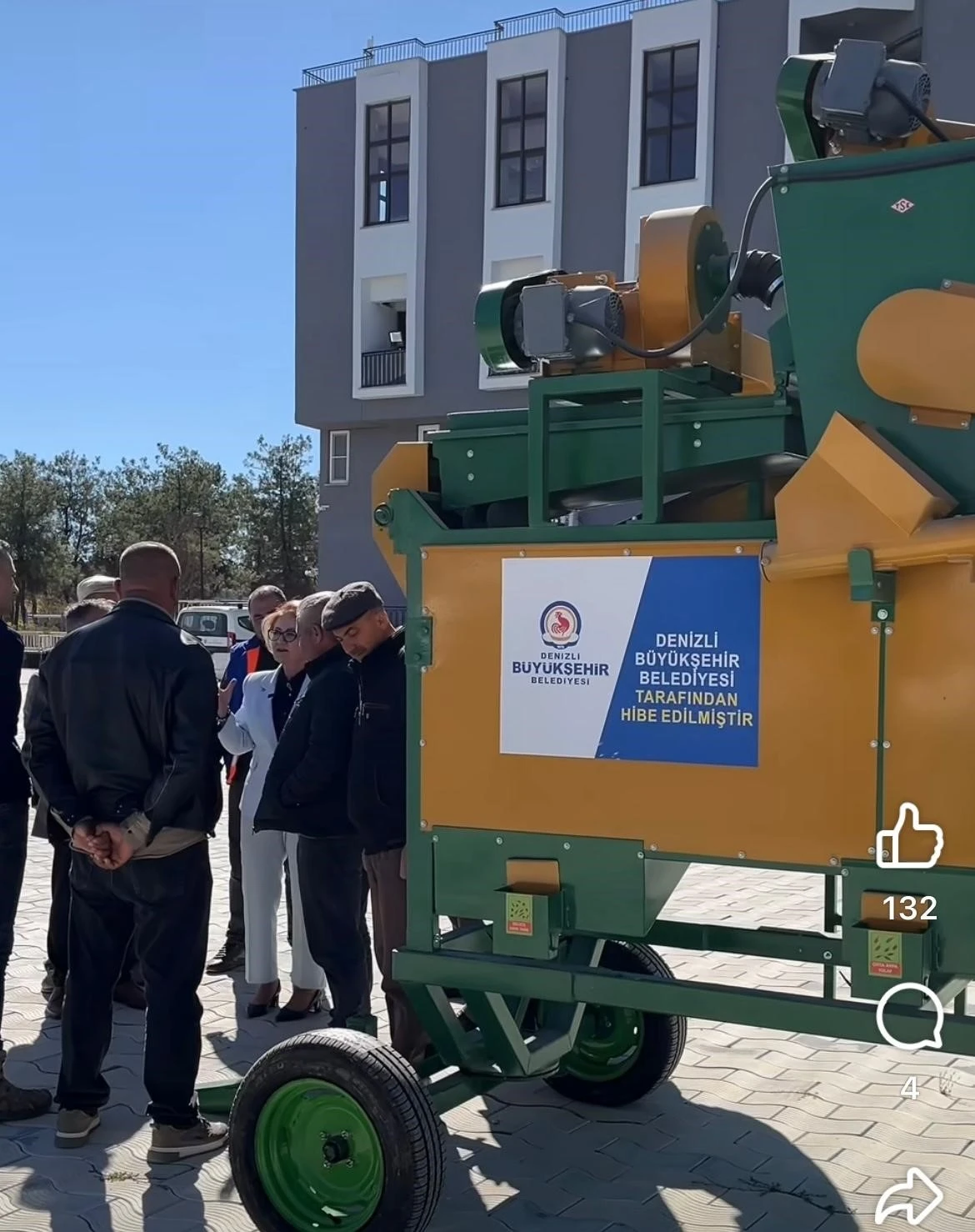 Başkan Çelik, tohum eleme makinesini Bozkurtlu çiftçilere teslim etti
