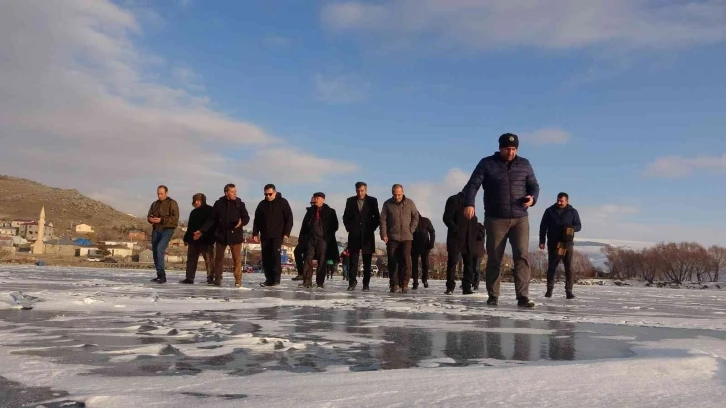 Başkan Demir: "Çıldır Gölü turizmde olması gereken yerde olacak"
