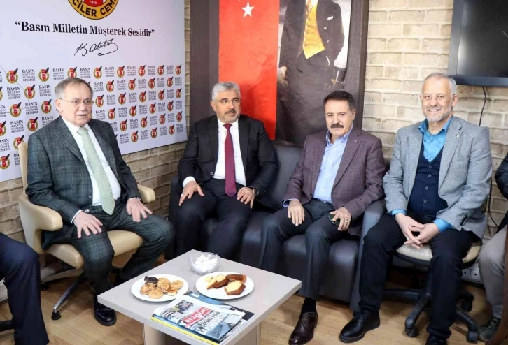 Başkan Demir: “Sahil yeniden projelendiriliyor"
