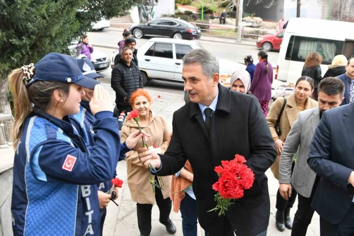 Başkan Köse: "Deprem felaketinde kadınlarımız toparlayıcı bir güç oldu"