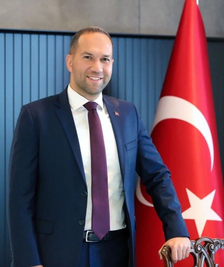 Başkan Özdemir: &quot;Türk Kızılay hem savaşta hem barışta yardıma koşmaya devam ediyor&quot;
