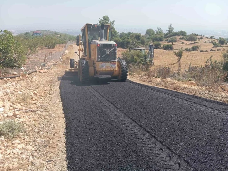 Başkan Özyiğit "Göreve geldiğimiz günden bu yana ilçemiz genelinde 74 kilometre yeni yol açtık"
