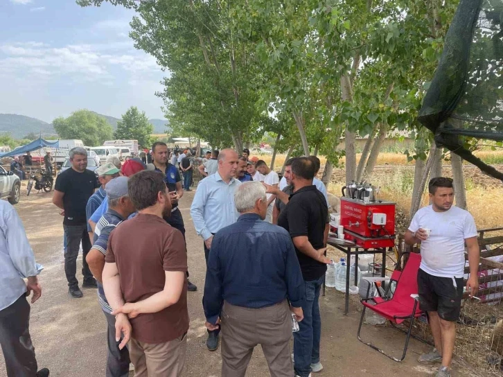 Başkan Torun kurban pazarını ziyaret etti
