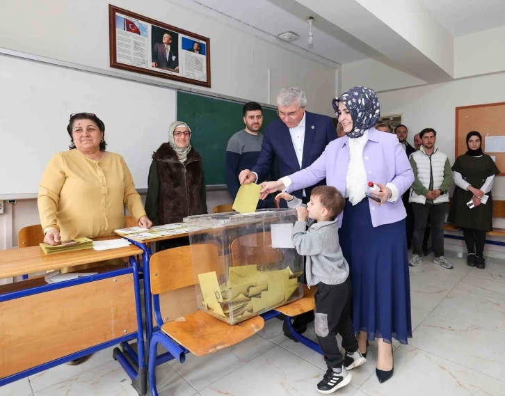 Başkan Yüce: “İnşallah bugün bayramı yaşayacağımıza inanıyorum”
