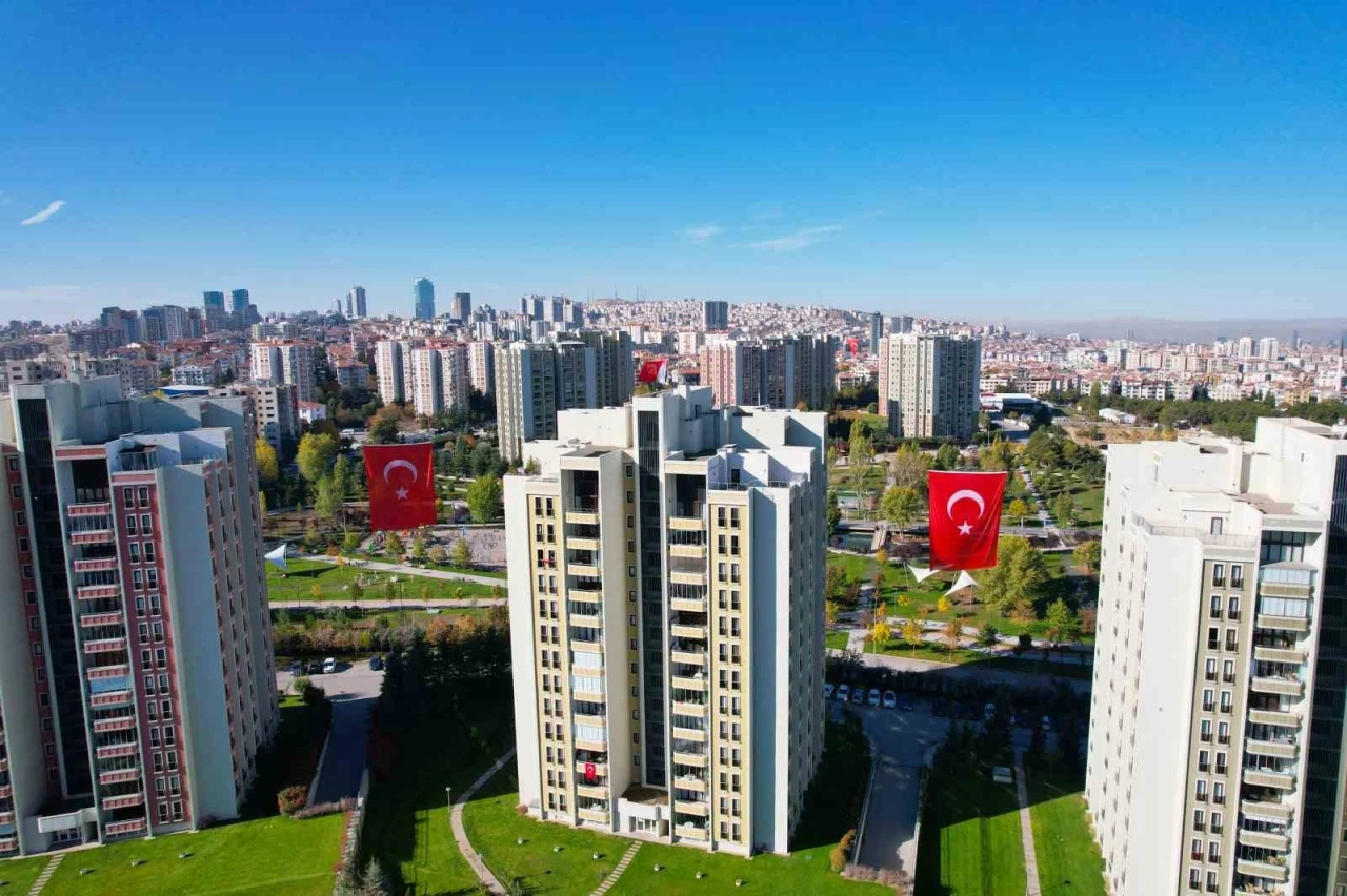 Başkentte kırmızı beyaz coşkusu havadan görüntülendi
