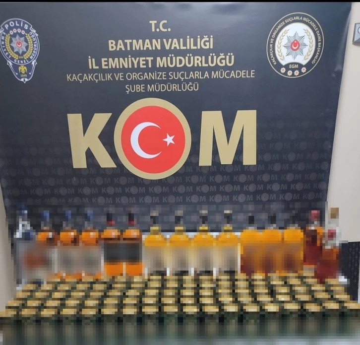 Batman’da gümrük kaçağı ürün satışı yapan 8 kişi gözaltına alındı
