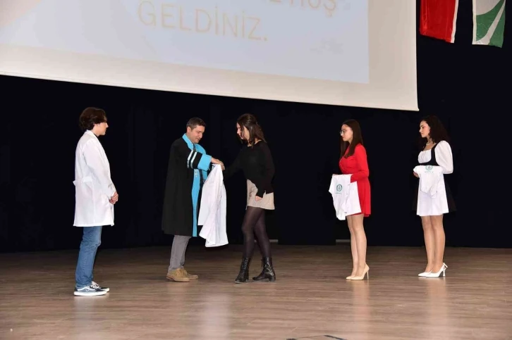 BAÜN’de doktor adayları beyaz önlüklerini giydi