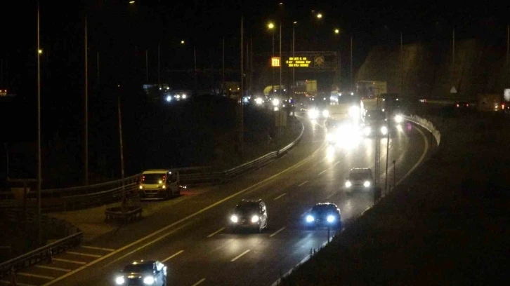 Bayram trafiği başladı: Bolu geçişinde akıcı yoğunluk
