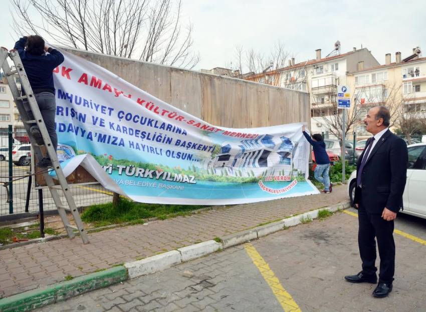 Mudanya’da Büyükşehir’e billboard engeli...