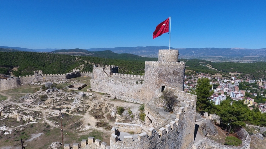 Türkiye’nin 5. görkemli kalesi: Boyabat Kalesi