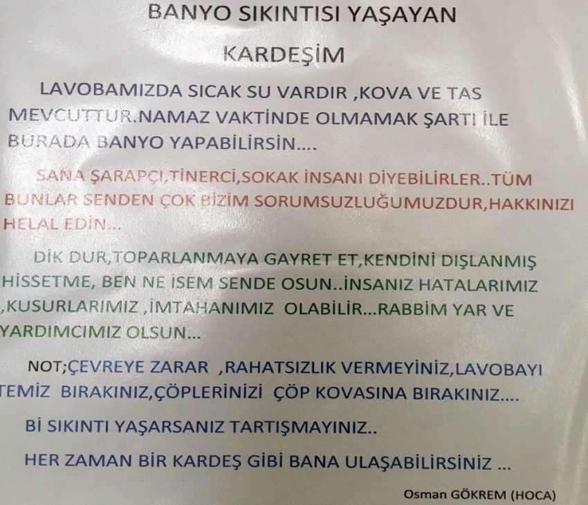 Beyoğlu’nda imam evsizlere camiyi açtı