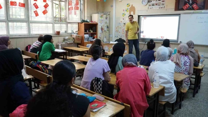 Belediye sayesinde 139 öğrenci üniversiteyi kazandı
