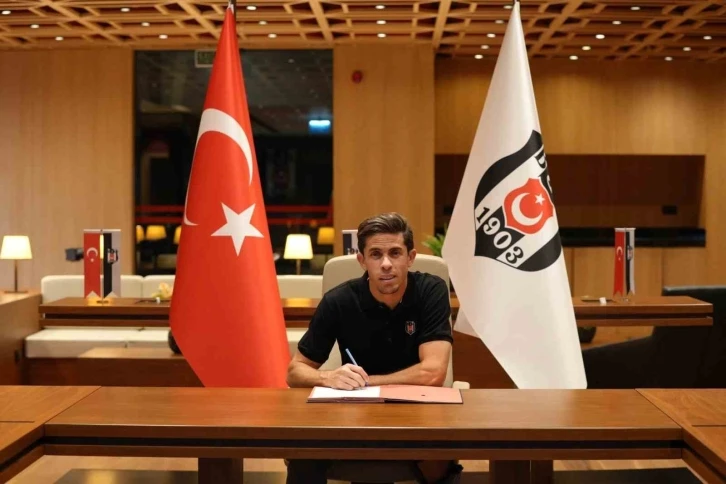 Beşiktaş, Gabriel Paulista ile 3 yıllık sözleşme imzaladı

