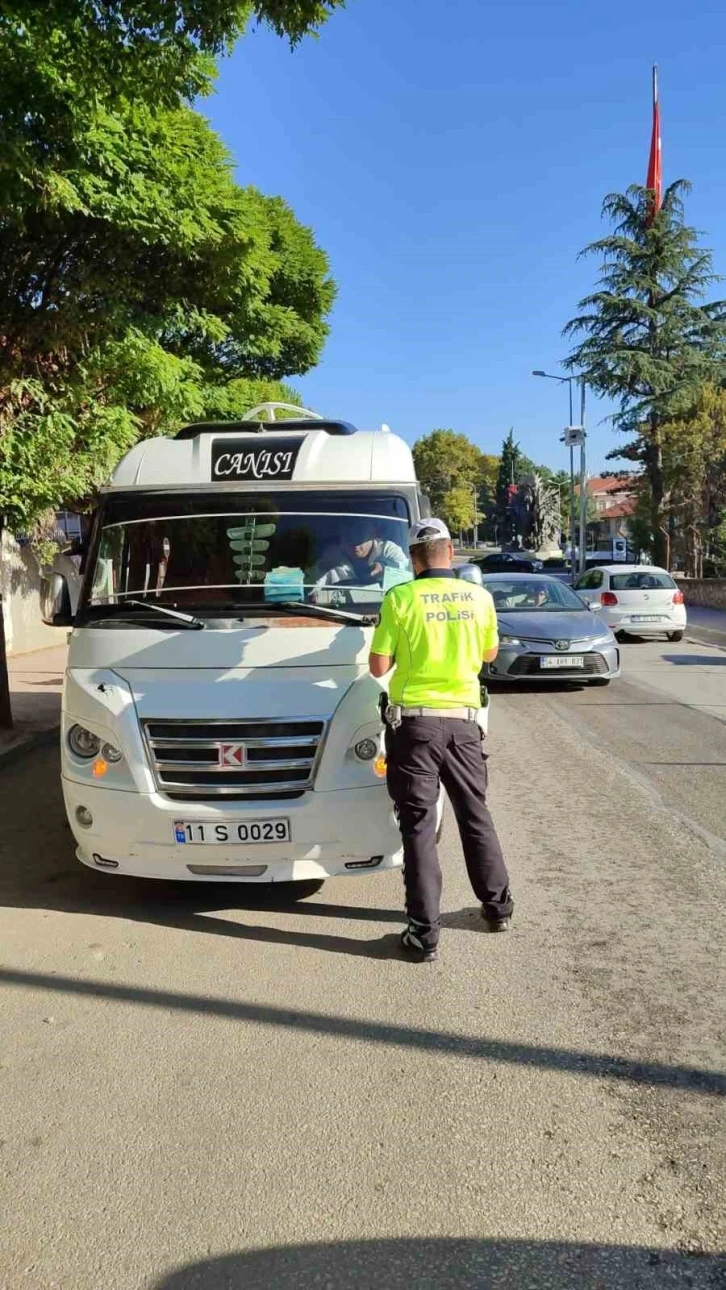 Bilecik’te öğrenci servisleri denetlendi
