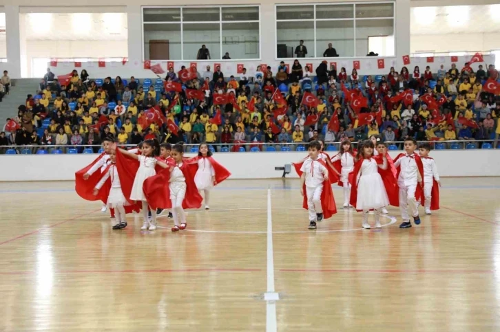 Bingöl’de 23 Nisan Ulusal Egemenlik ve Çocuk Bayramı coşkuyla kutlandı
