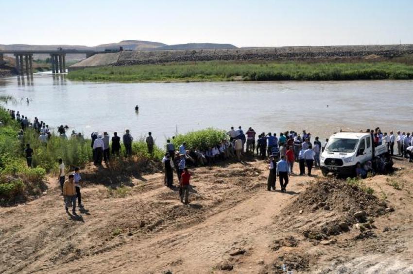 3'ü kardeş 4 çocuk, Dicle Nehri'nde boğuldu