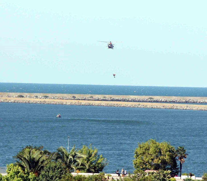 Boğulma vakalarının arttığı Samsun’da helikopterli kurtarma tatbikatı
