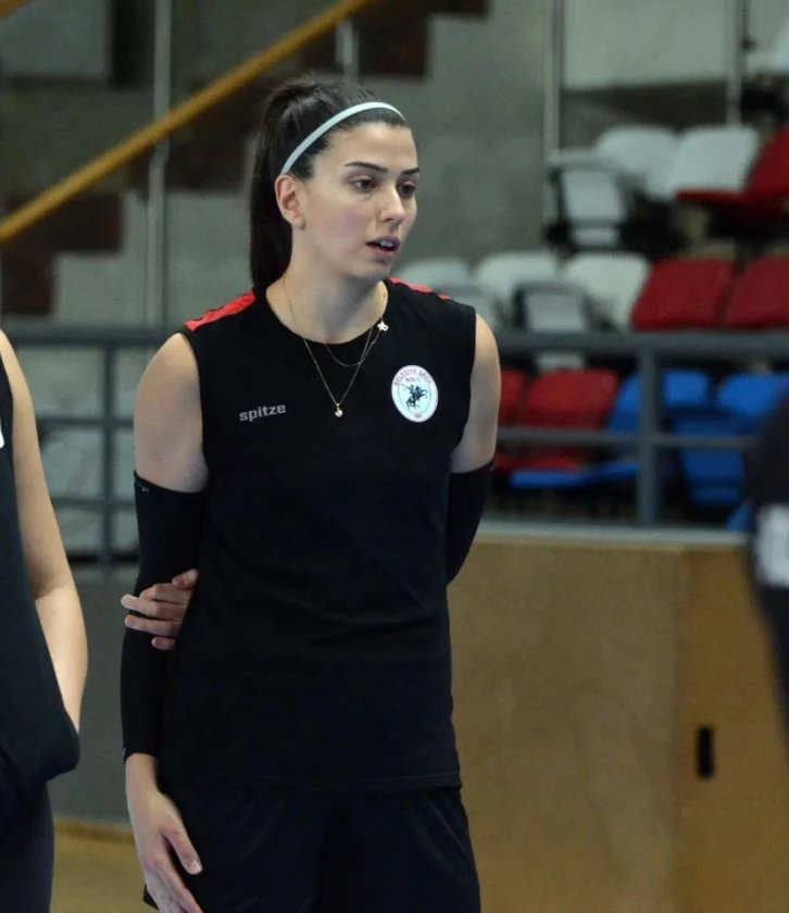 Bolu Belediyespor, Ceren Kestirengöz Kapucu ile yollarını ayırdı
