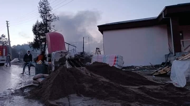 Bolu’da işçilerin kaldığı müştemilat küle döndü
