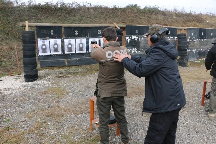 Bolu’da ormancılara silah eğitimi verildi
