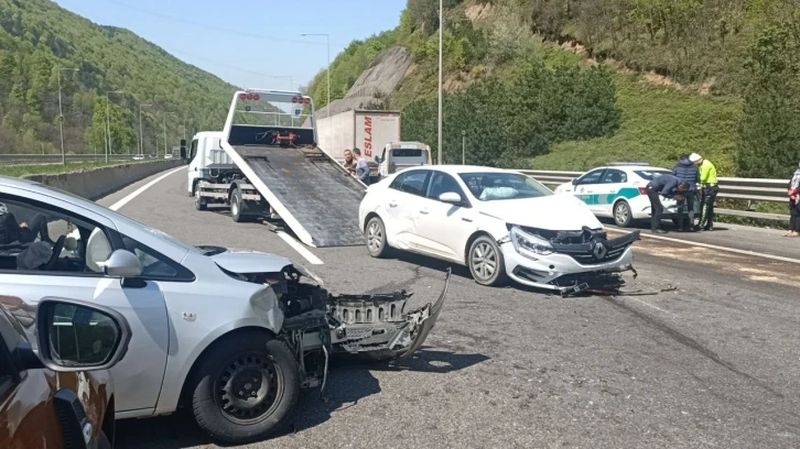 Bolu’da zincirleme trafik kazası, TEM Otoyolu trafiğe kapandı
