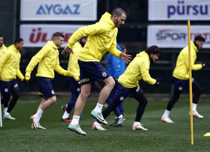 Bonucci, Fenerbahçe ile ilk antrenmanına çıktı
