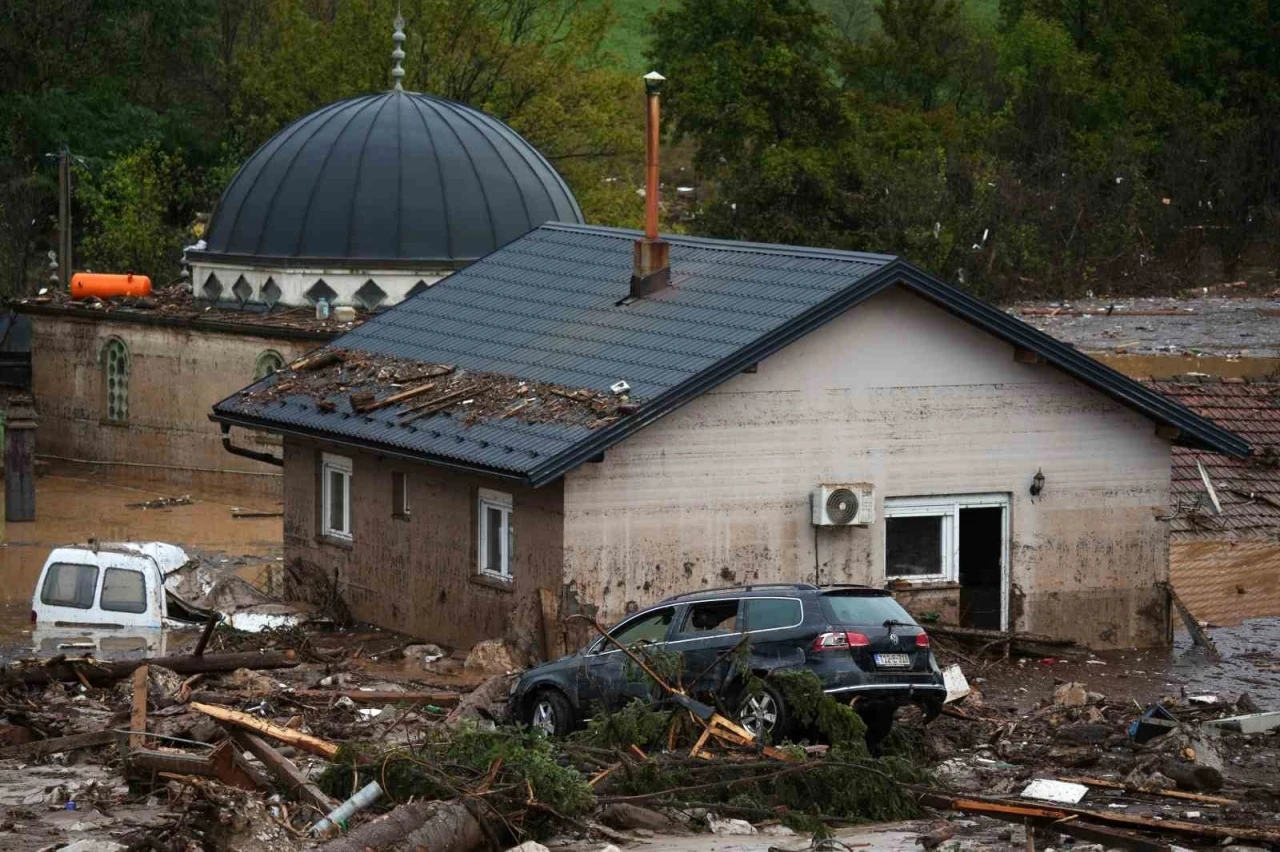 Bosna Hersek’teki sel felaketinde ölü sayısı 26’ya yükseldi